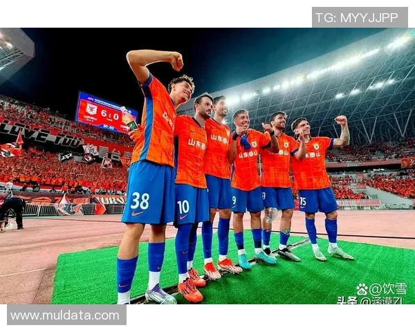 弗拉霍维奇闪耀赛场展现超凡实力助力球队争夺冠军荣耀